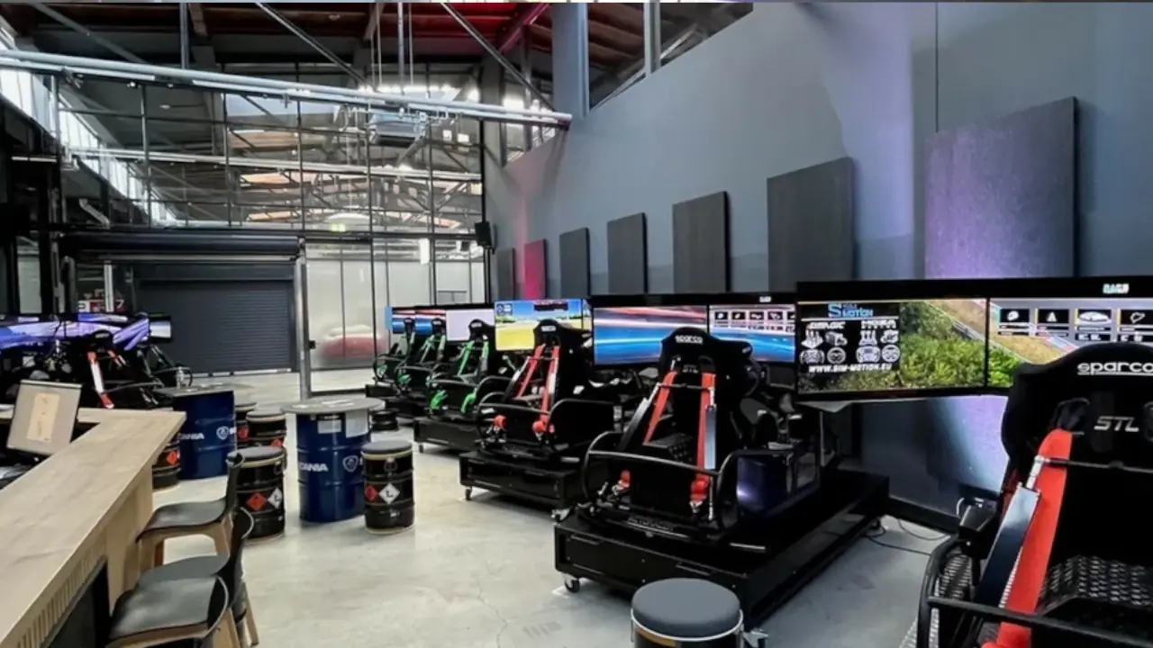 Race Factory Logo